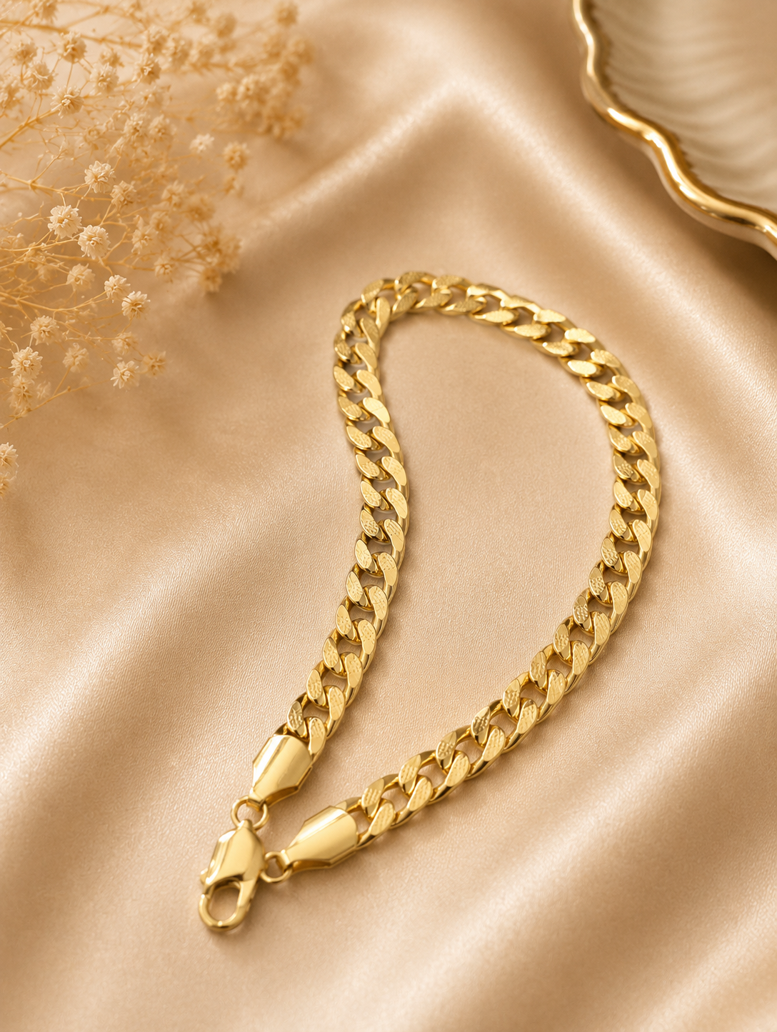 Gold Cuban Link Chain Bracelet
